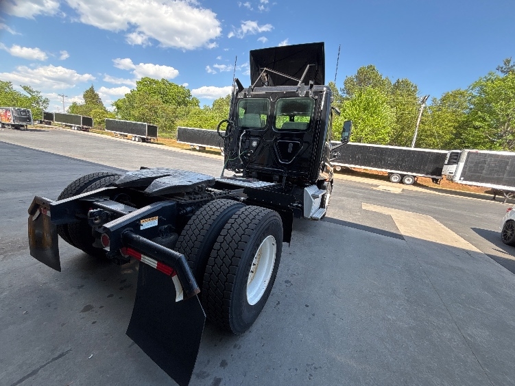 2019 Freightliner Cascadia in Concord, NC — photo 7