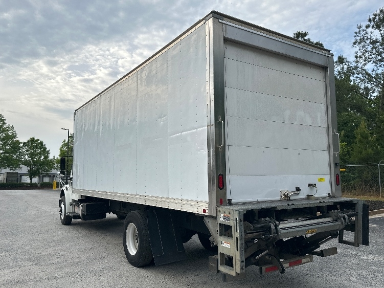 2019 Freightliner eM2 in Forest Park, GA — photo 6