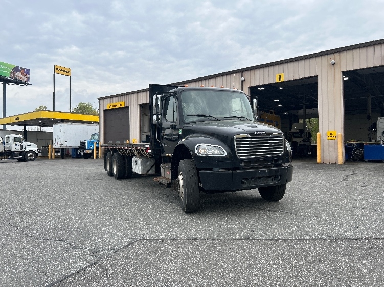 2019 Freightliner M2 106