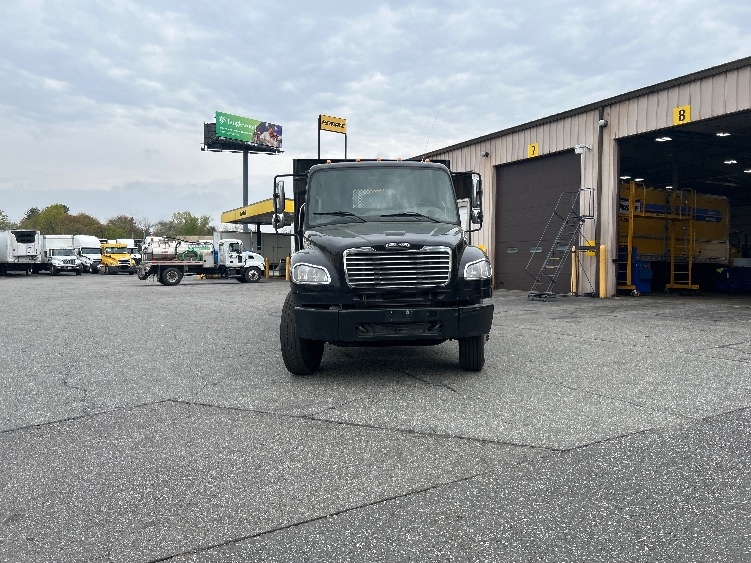 2019 Freightliner M2 106 in Chicopee, MA — photo 2