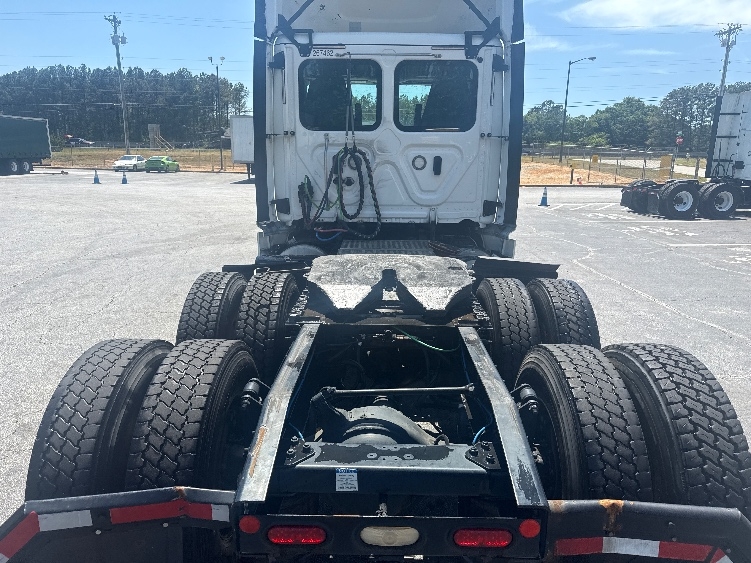 2020 Freightliner Cascadia in Atlanta (Conyers), GA — photo 6