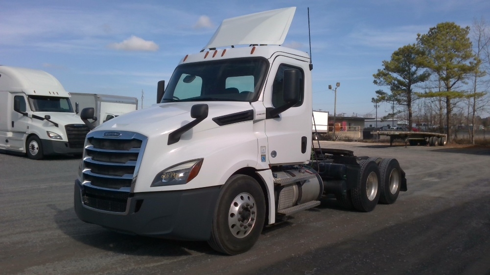 2020 Freightliner Cascadia in Boaz, AL — photo 3
