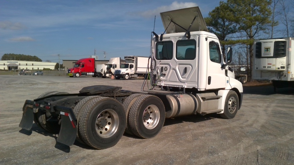 2020 Freightliner Cascadia in Boaz, AL — photo 7