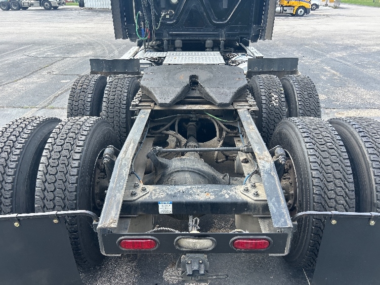 2019 Freightliner Cascadia in Decatur, AL — photo 6
