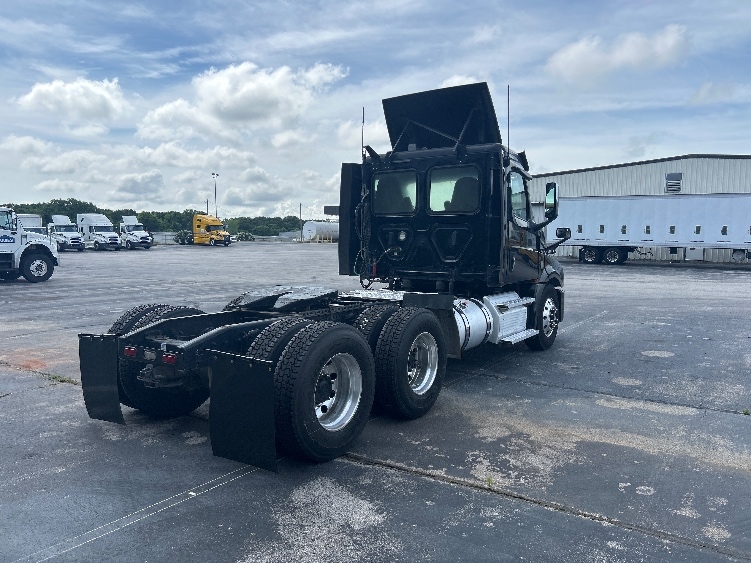 2019 Freightliner Cascadia in Decatur, AL — photo 7