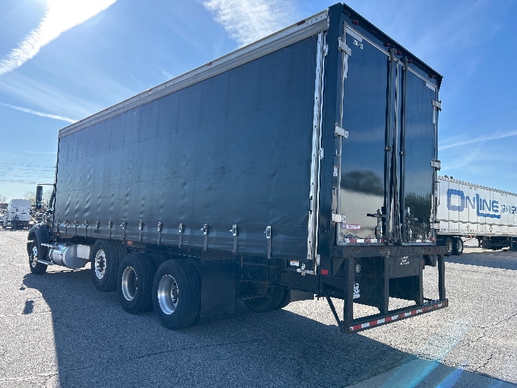 2019 Freightliner M2 112 in Crown Point, IN — photo 6