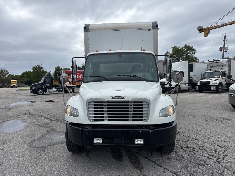 2019 Freightliner eM2 in Pompano Beach, FL — photo 2
