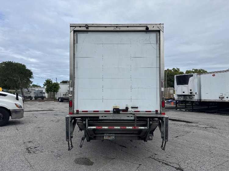 2019 Freightliner eM2 in Pompano Beach, FL — photo 7