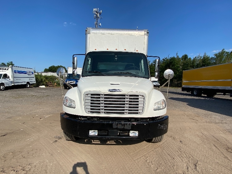 2019 Freightliner eM2 in Ocala, FL — photo 2