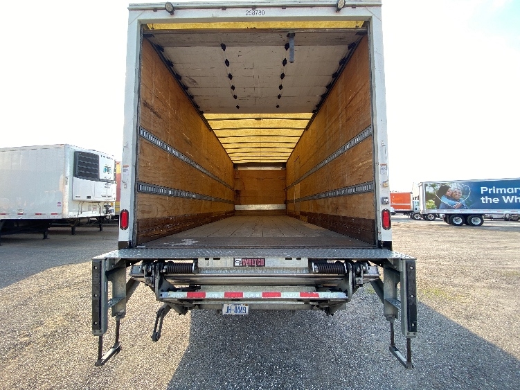 2019 Freightliner eM2 in Ocala, FL — photo 8