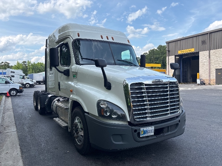 2020 Freightliner Cascadia