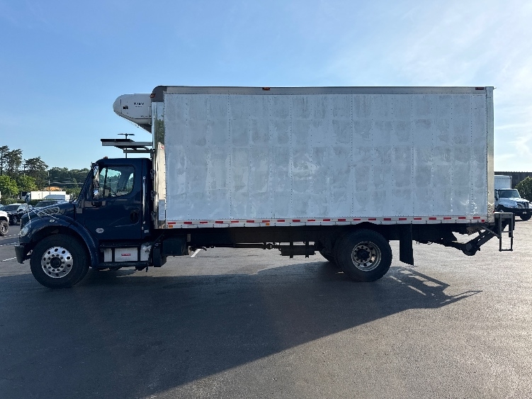 2019 Freightliner eM2 in Jessup, MD — photo 4