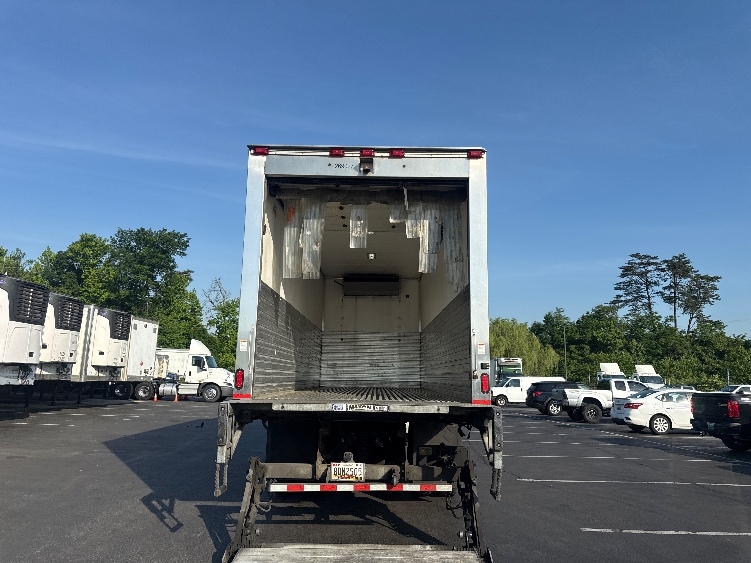 2019 Freightliner eM2 in Jessup, MD — photo 8