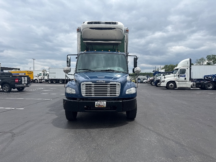 2019 Freightliner eM2 in Jessup, MD — photo 2