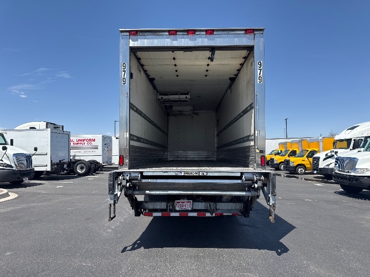 2020 Freightliner eM2 in Aurora, CO — photo 8