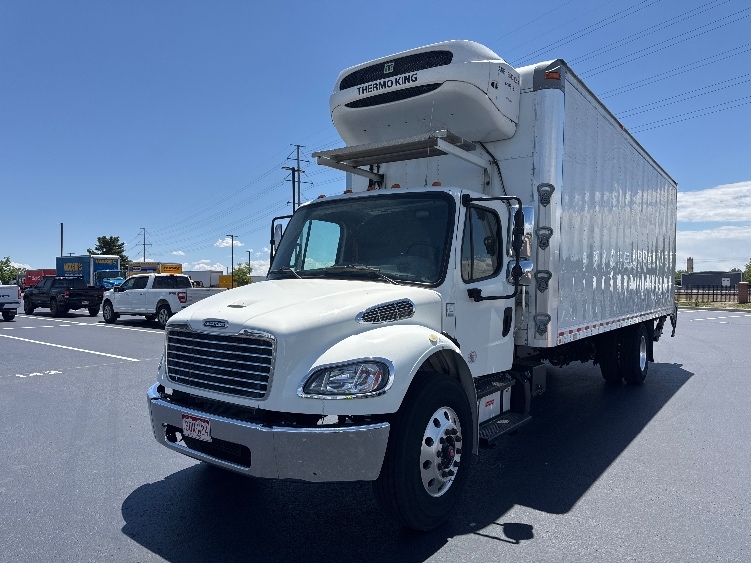 2020 Freightliner eM2 in Aurora, CO — photo 3