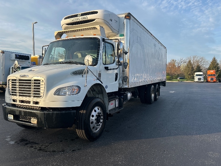 2017 Freightliner eM2 in Swedesboro, NJ — photo 3
