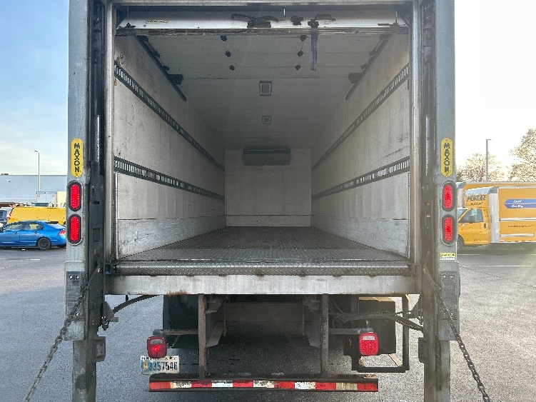 2017 Freightliner eM2 in Swedesboro, NJ — photo 8