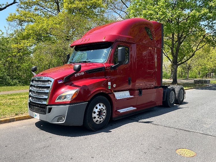 2019 Freightliner Cascadia in Reading, PA — photo 3