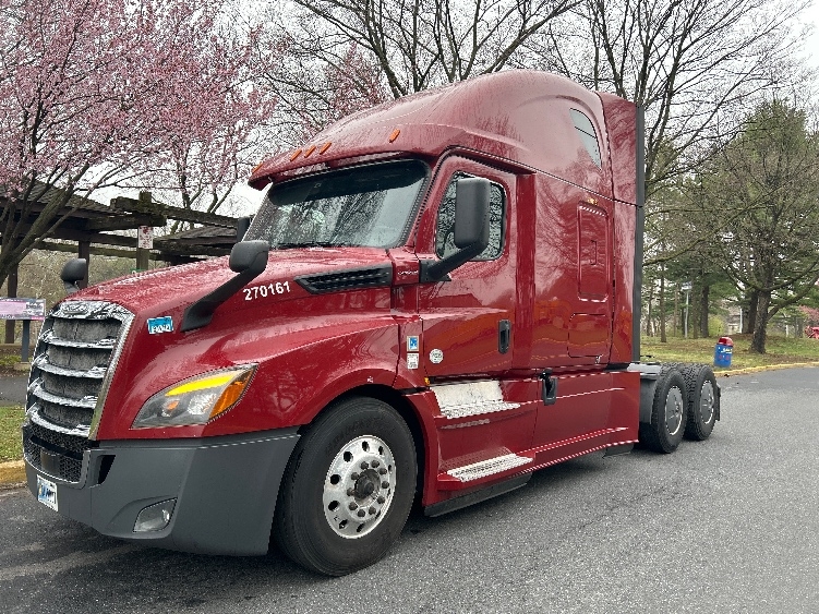 2019 Freightliner Cascadia in Reading, PA — photo 3