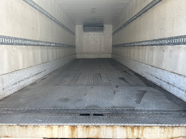 2017 Freightliner eM2 in New Bedford, MA — photo 10