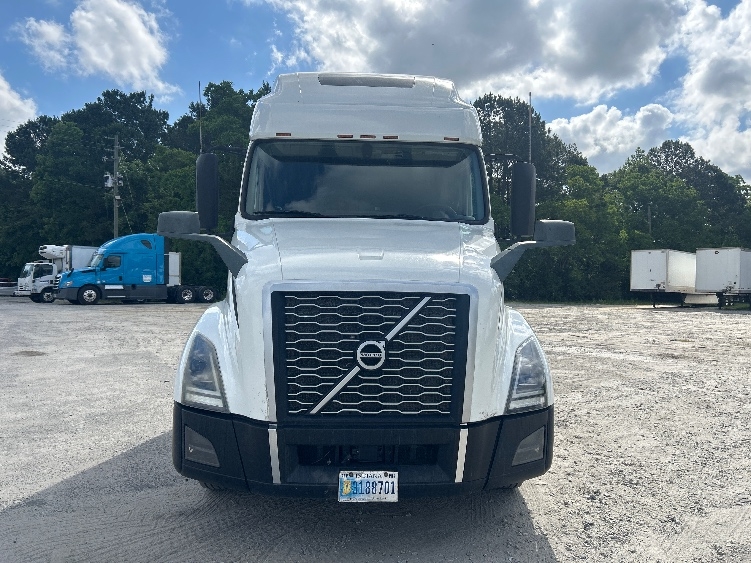 2019 Volvo VNL 760 in Garden City, GA — photo 2