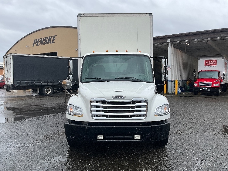 2020 Freightliner eM2 in Tacoma, WA — photo 2