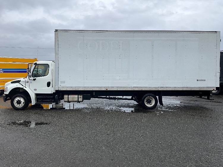 2020 Freightliner eM2 in Tacoma, WA — photo 4