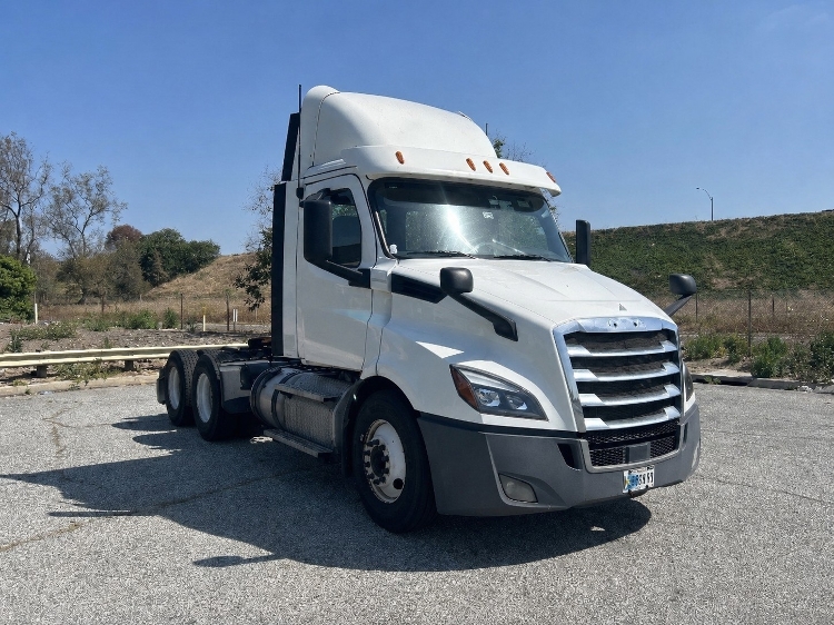 2020 Freightliner Cascadia