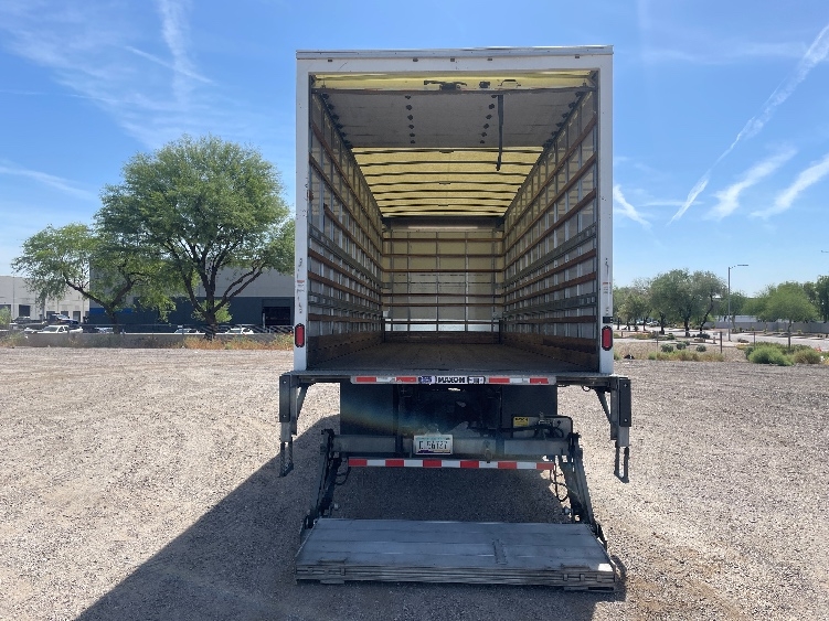 2019 Freightliner eM2 in Phoenix, AZ — photo 9