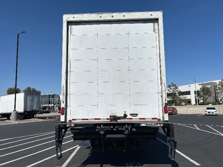 2019 Freightliner M2 106 in Fontana, CA — photo 6