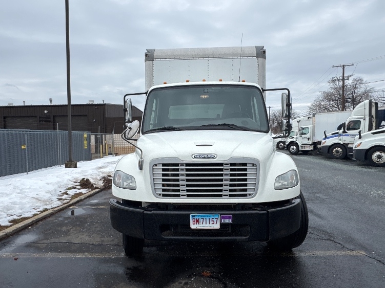 2019 Freightliner M2 106 in Chicopee, MA — photo 2