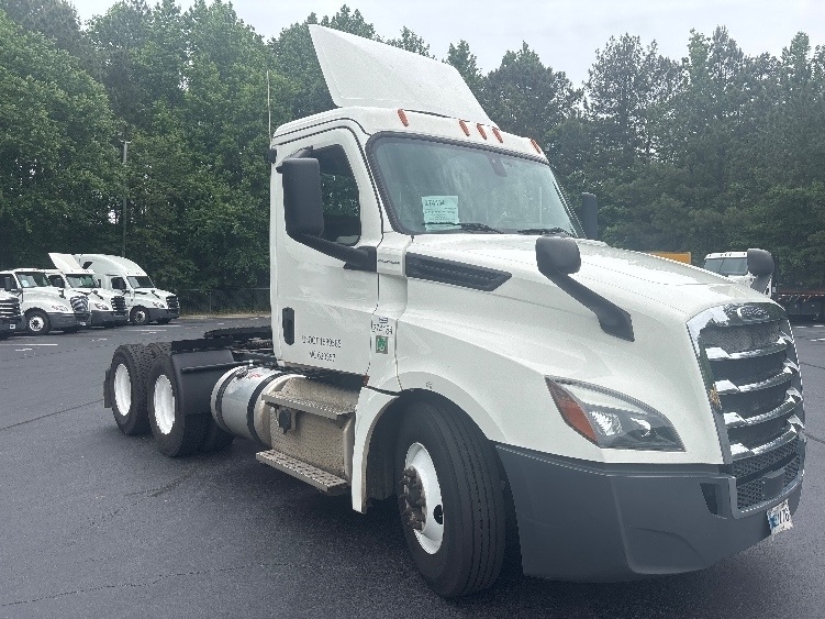 2020 Freightliner Cascadia
