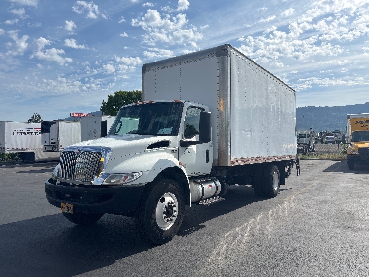 2020 International MV in Clackamas, OR — photo 3