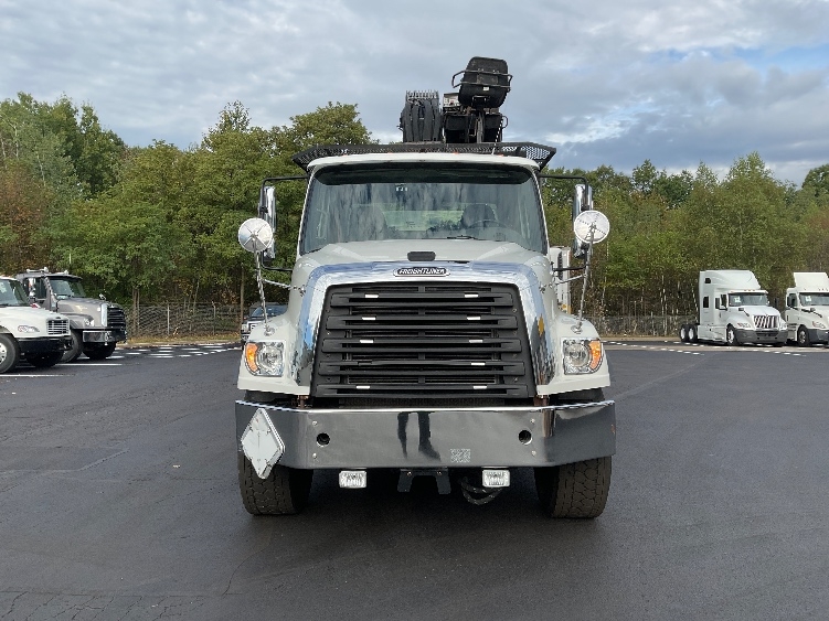 2019 Freightliner 114SD in Jessup, PA — photo 2