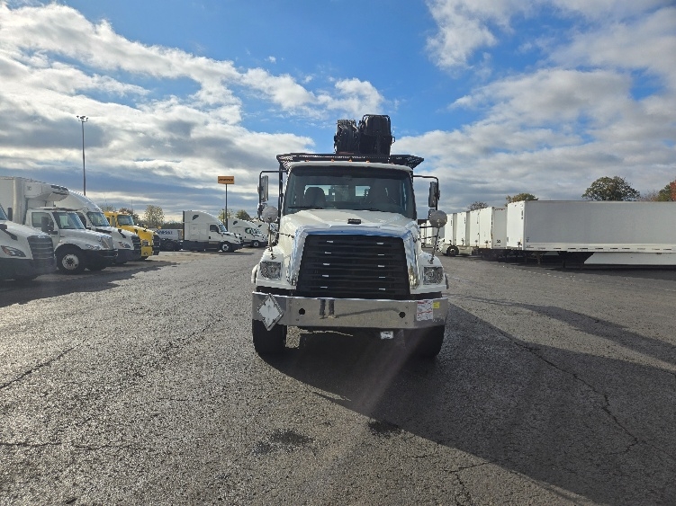 2019 Freightliner 114SD in White Deer, PA — photo 2