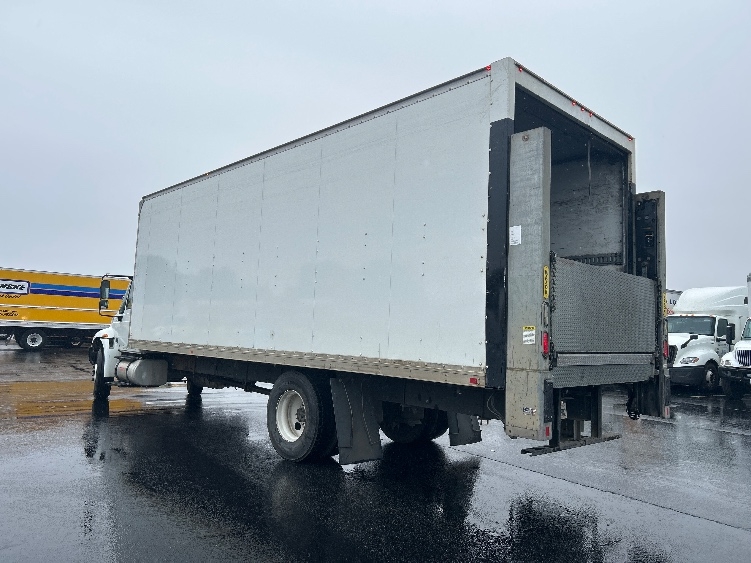 2019 International 4300 in West Sacramento, CA — photo 6