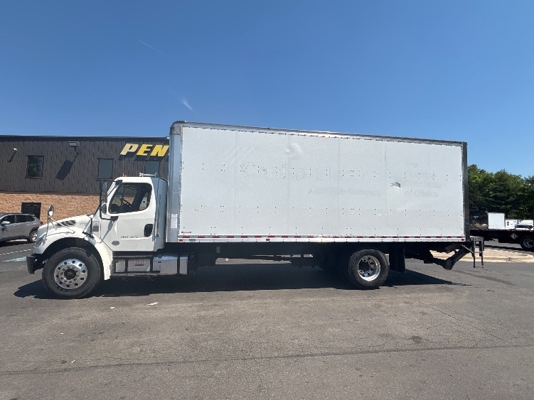 2019 Freightliner eM2 in Capitol Heights, MD — photo 4