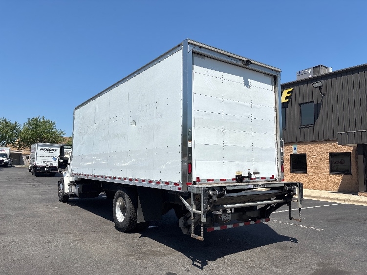 2019 Freightliner eM2 in Capitol Heights, MD — photo 6