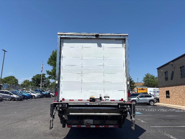 2019 Freightliner eM2 in Capitol Heights, MD — photo 7