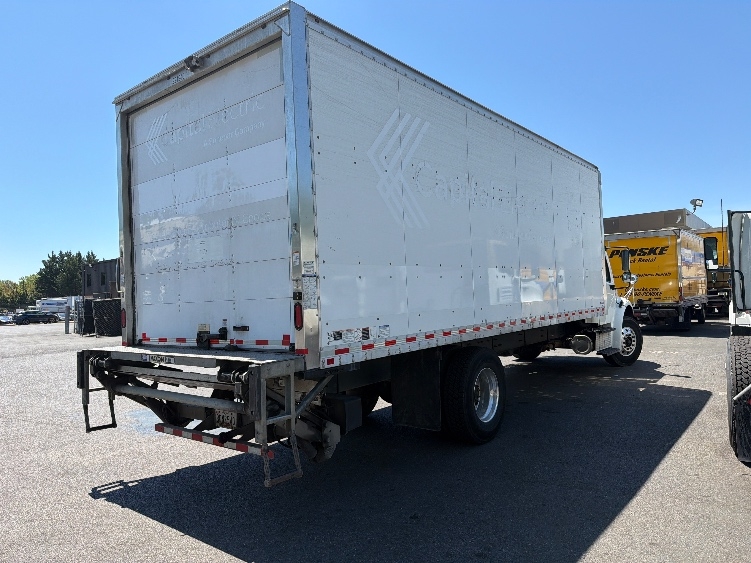 2019 Freightliner eM2 in Capitol Heights, MD — photo 5