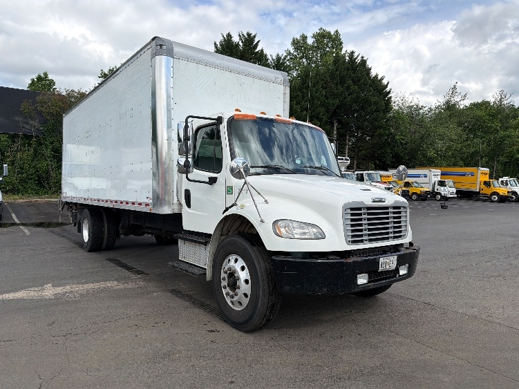 2019 Freightliner eM2 in Capitol Heights, MD — photo 3