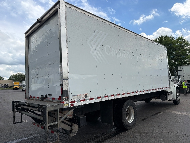 2019 Freightliner eM2 in Capitol Heights, MD — photo 6