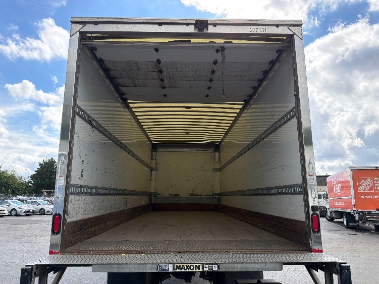 2019 Freightliner eM2 in Capitol Heights, MD — photo 8