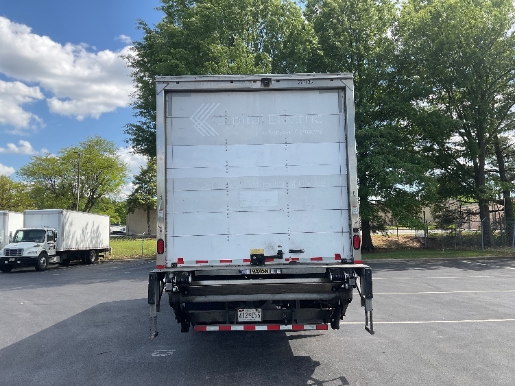 2019 Freightliner M2 106 in Alexandria, VA — photo 7