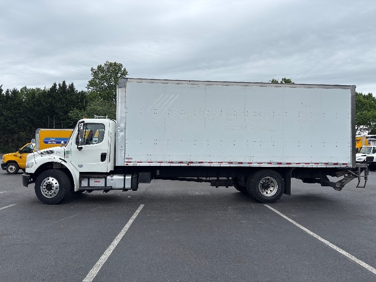 2019 Freightliner eM2 in Capitol Heights, MD — photo 4