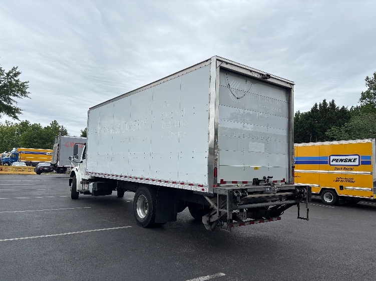 2019 Freightliner eM2 in Capitol Heights, MD — photo 6