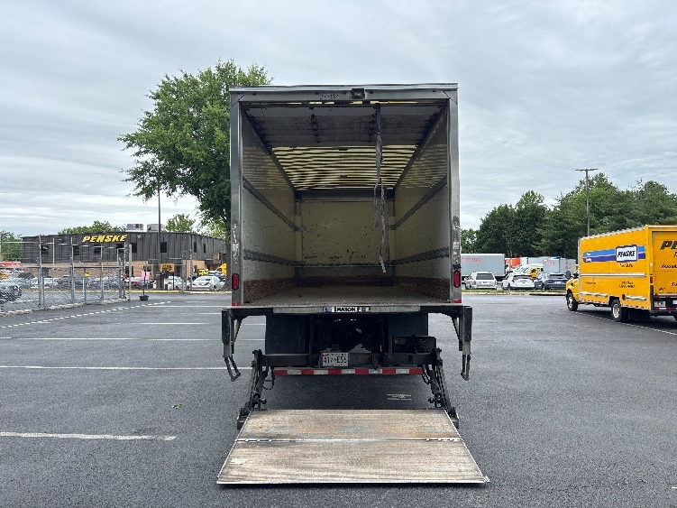 2019 Freightliner eM2 in Capitol Heights, MD — photo 9