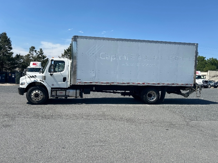 2019 Freightliner eM2 in Capitol Heights, MD — photo 4