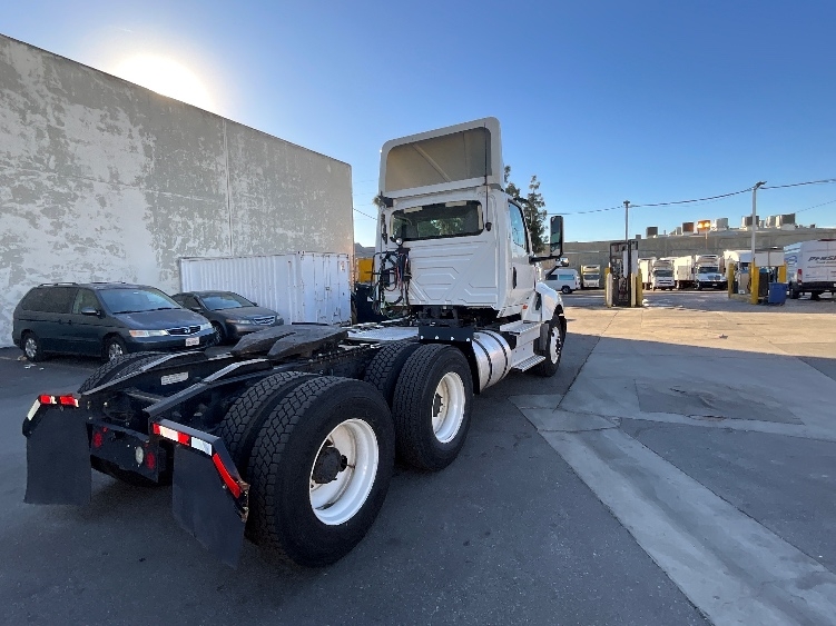 2019 International LT in Torrance, CA — photo 7